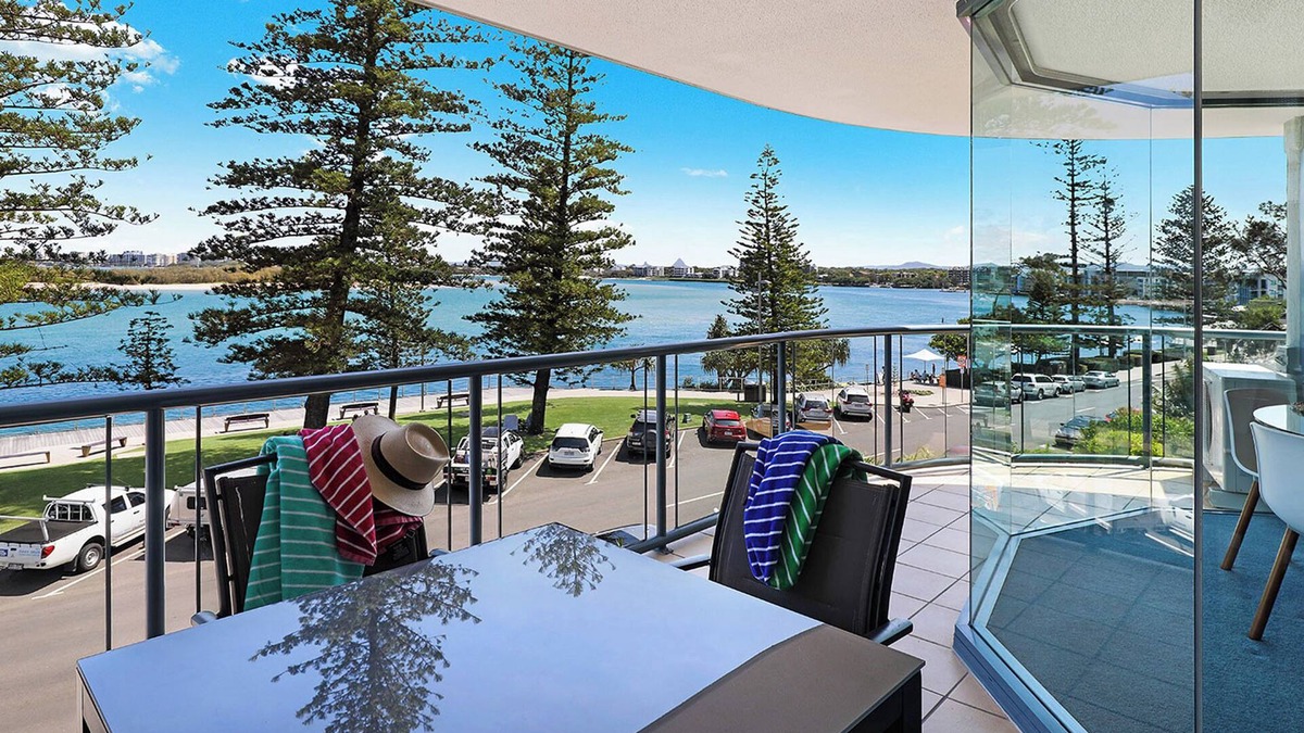 Moreton Bay Region Apartment | Cerulean Beachfront Apartment - Unit 5