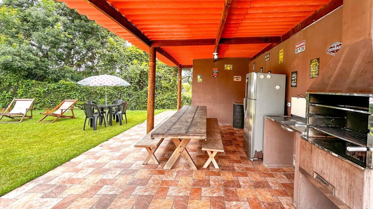 Ibiuna House | Chácara com piscina, churrasq e Wi-Fi em Ibiúna/SP