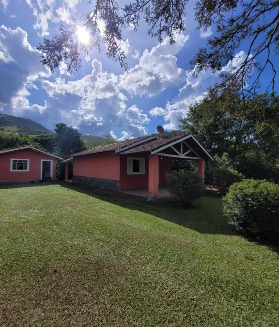 Goncalves House | Chácara dos Pássaros