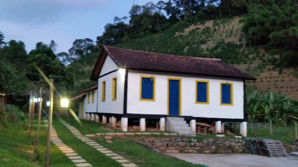 Varre-Sai House | Chácara Vista Alegre Varre-Sai: our home is your home!