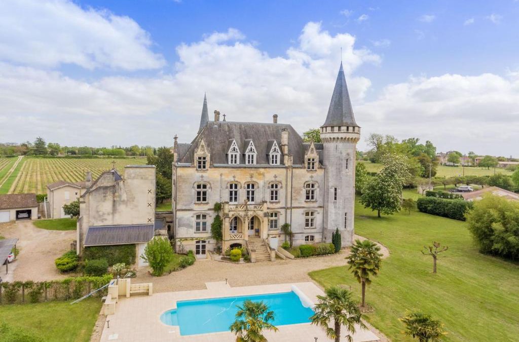 Blaye Bed & Breakfast | Château Borgeat de Lagrange - privatisation