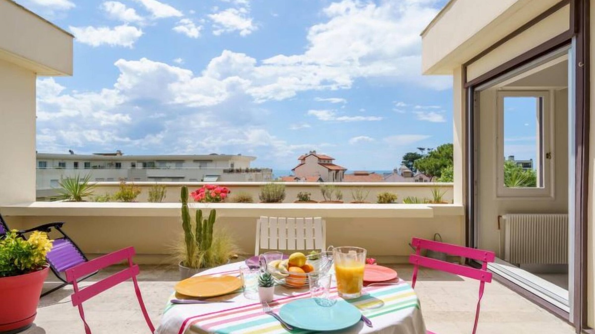 Biarritz Apartment | Château d'Arcadie by Interhome