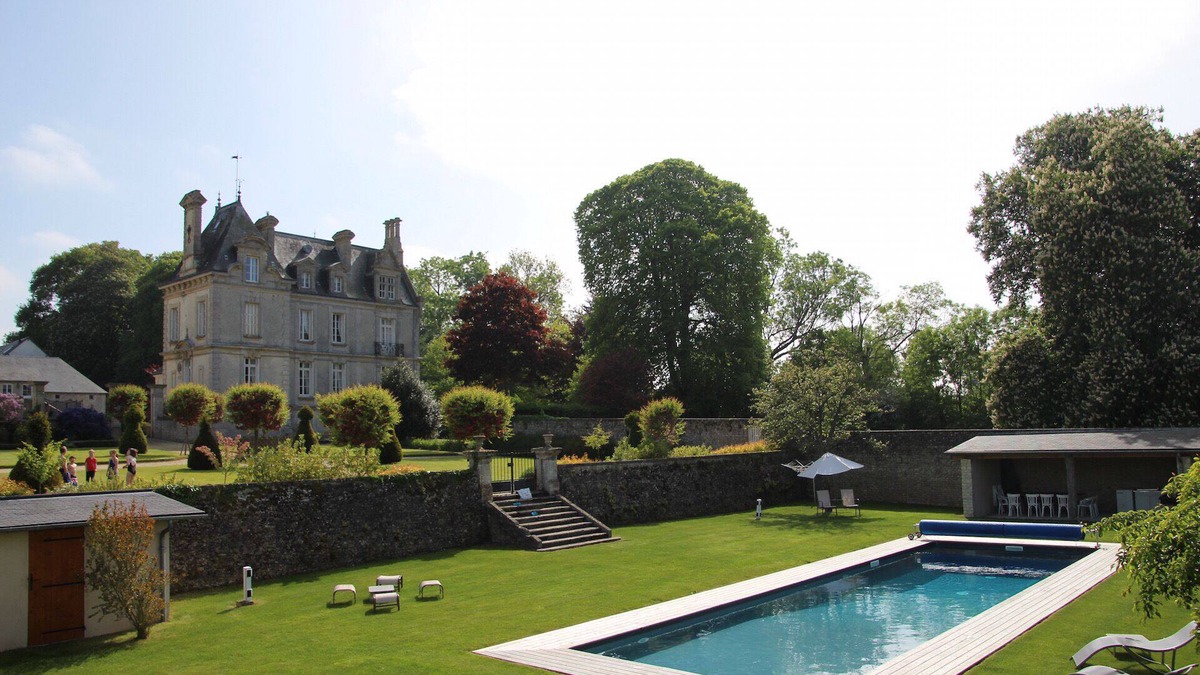Mosles House | Château d'Argouges, Bayeux, Best D-Day Vacation Home with Heated Swimming Pool