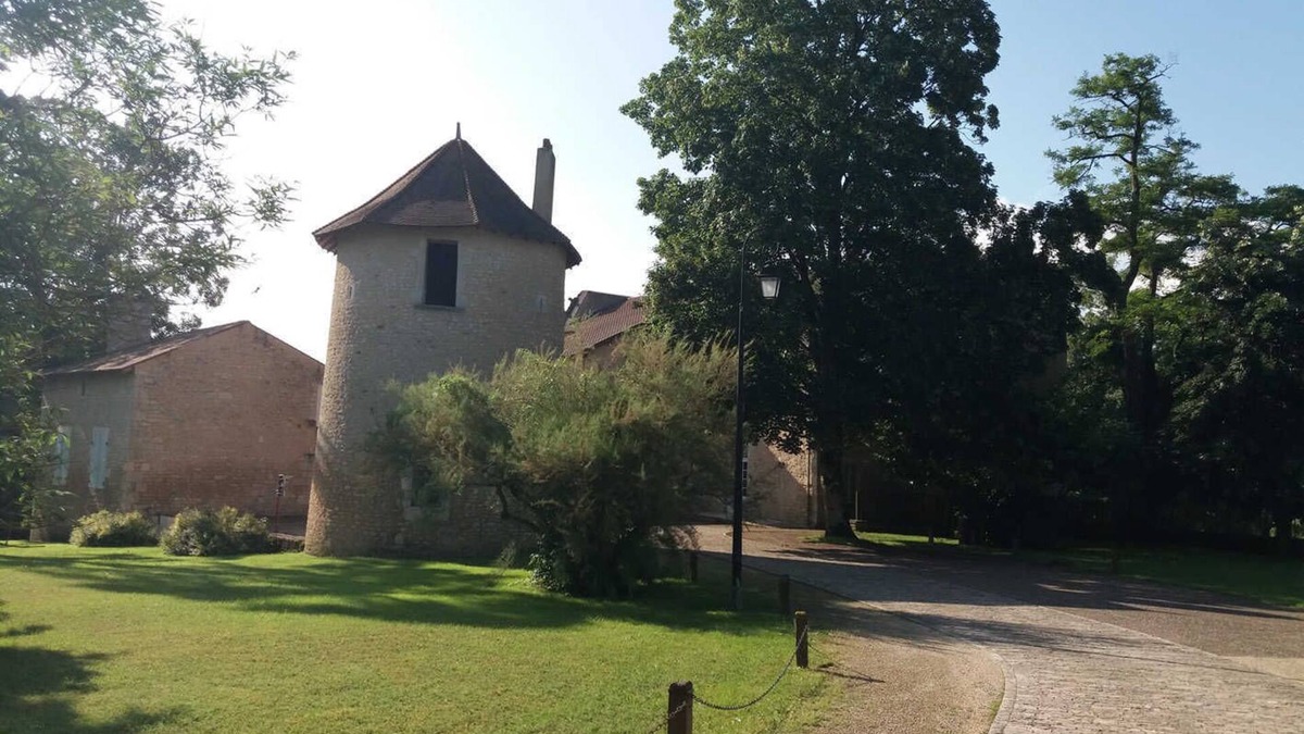Ayron House | Château D'ayron - Ayron