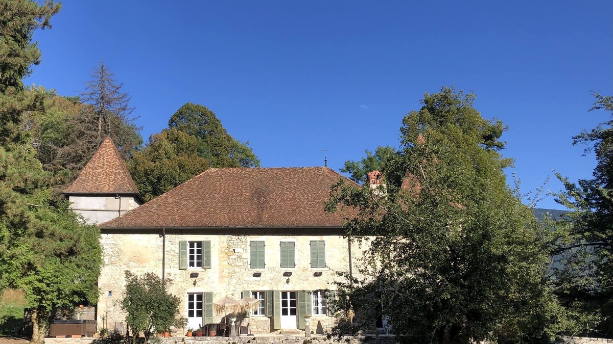 Montanges Other | Château de Montanges Domaine du Très-haut, Piscine et Spa, Mariages/séminaires