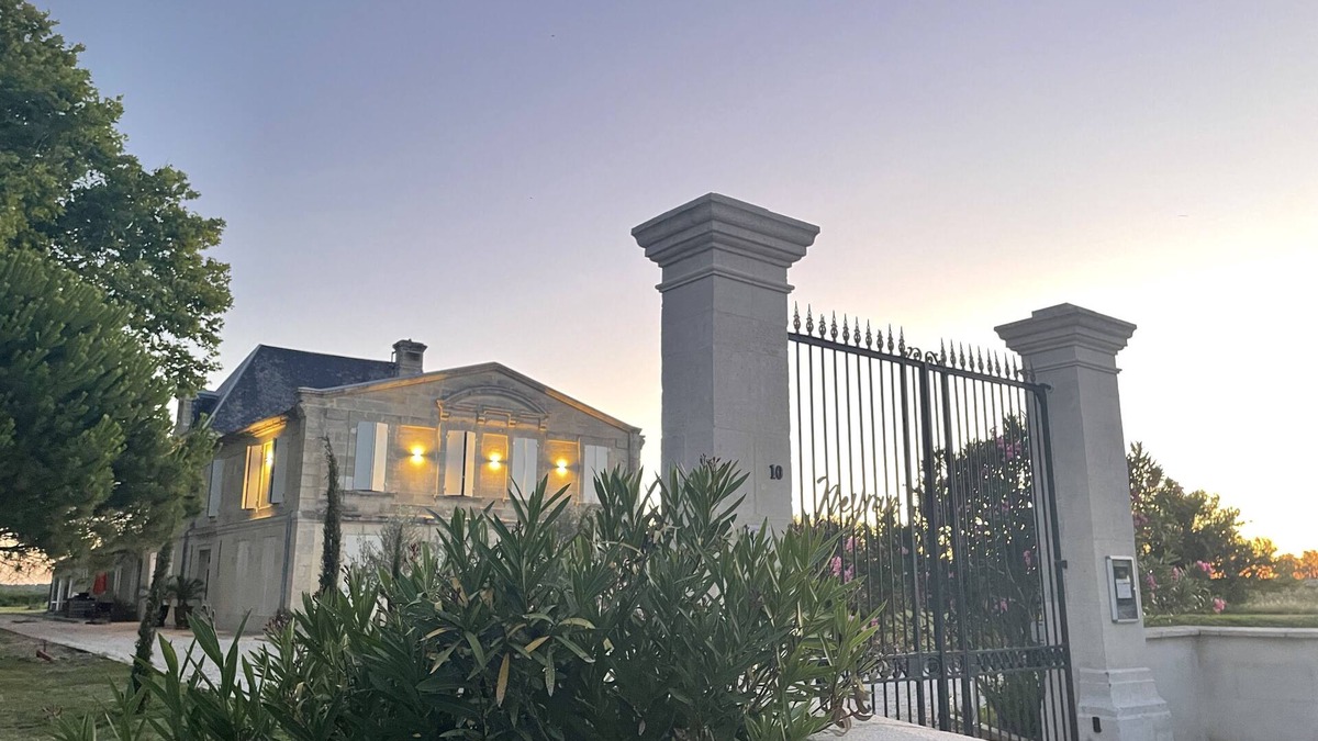 Soulac-sur-Mer Bed & Breakfast | Château de Neyran Maison D'hôtes & Spa
