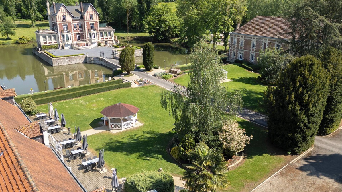 Quesmy Cottage | Château de Quesmy - Gîte de la Piscine
