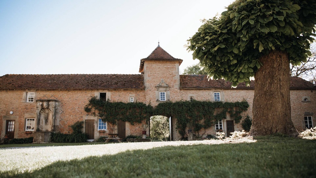 Azoudange Apartment | Château de Romécourt, garden accommodation