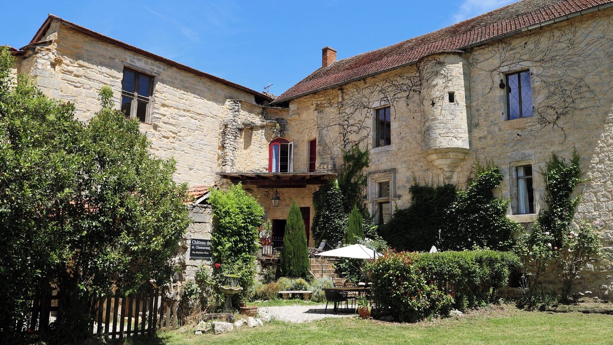 Saint-Chamarand Other | Château de Saint Chamarand - Large & Small Gîtes
