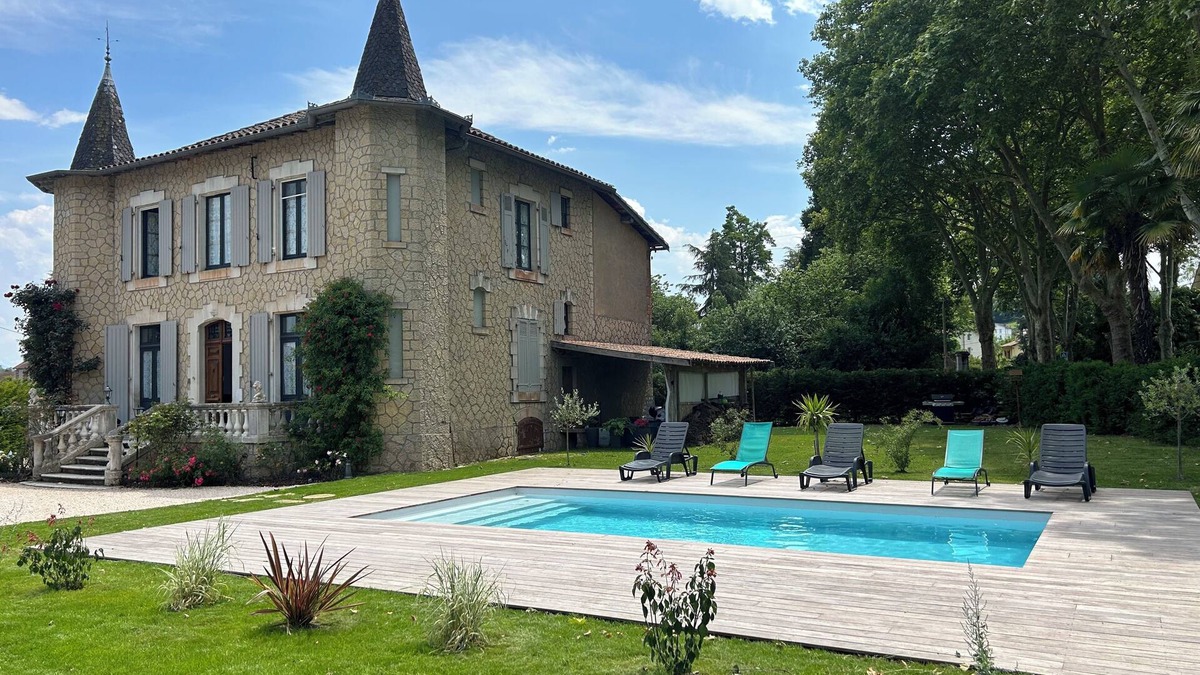 Salies-du-Salat Other | Château l'Argelès, private accommodation, swimming pool, spa