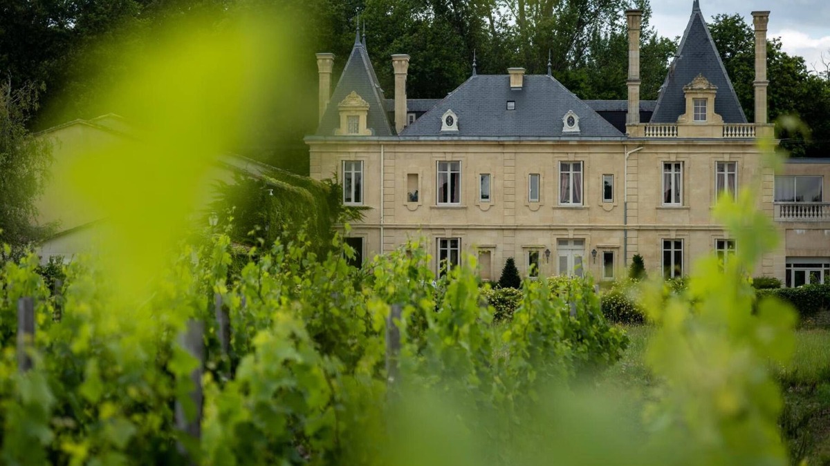 Avensan Hotel | Château Meyre