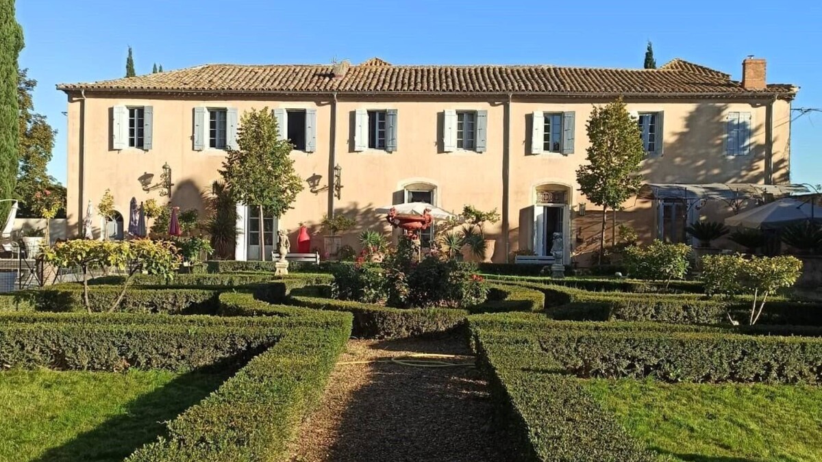 Bouillargues Other | Château provençal and swimming pool- 11 pers
