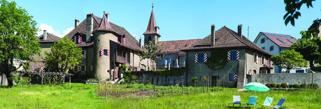 Allaman Bed & Breakfast | Château Rochefort