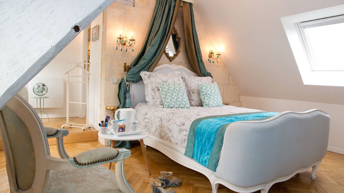 Elincourt-Sainte-Marguerite Bed & Breakfast | Chambre Lucy: Maison Elincourt B&B/Chambres d'Hôtes and Spa + pdj + Spa