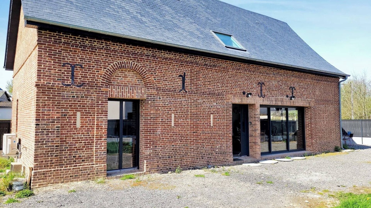 Anglesqueville-la-Bras-Long House | Charming house