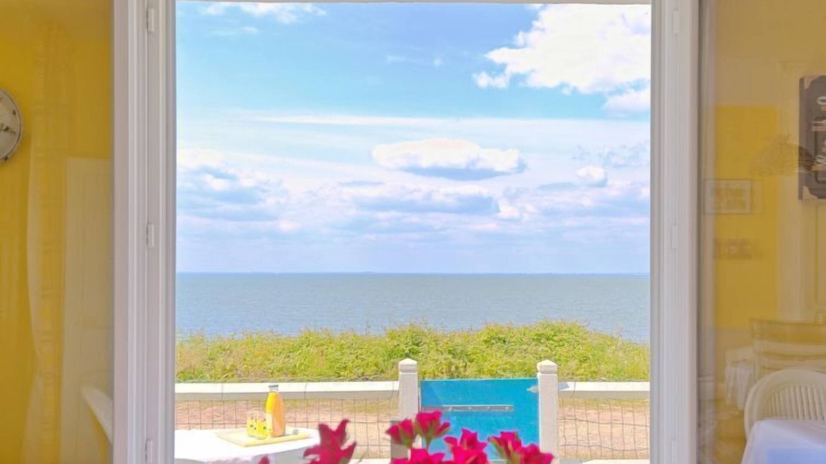 Quimiac House | Charme de la plage du Moulin by Interhome