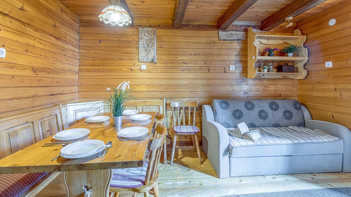 Slovenj Gradec Ski Chalet | Chalet Snowflake IV 20m From Ski Trail, Šmartno pri Slovenj Gradcu, Slovenia
