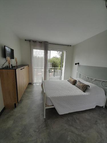 Lagarrigue Apartment | Chabas Studio bis