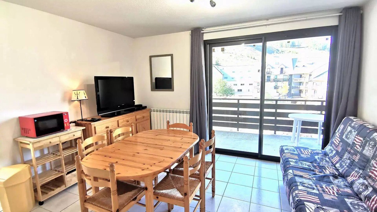 Reallon Apartment | Chabrieres Residence - Beautiful 2 bedroom apartment for 6 beds in Réallon