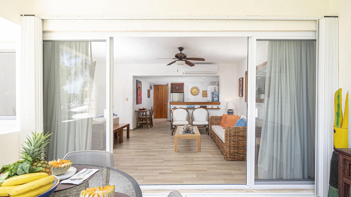 Puerto Aventuras Condo | Chac Hal Al, Casa Calandria lovely studio steps from the beach.