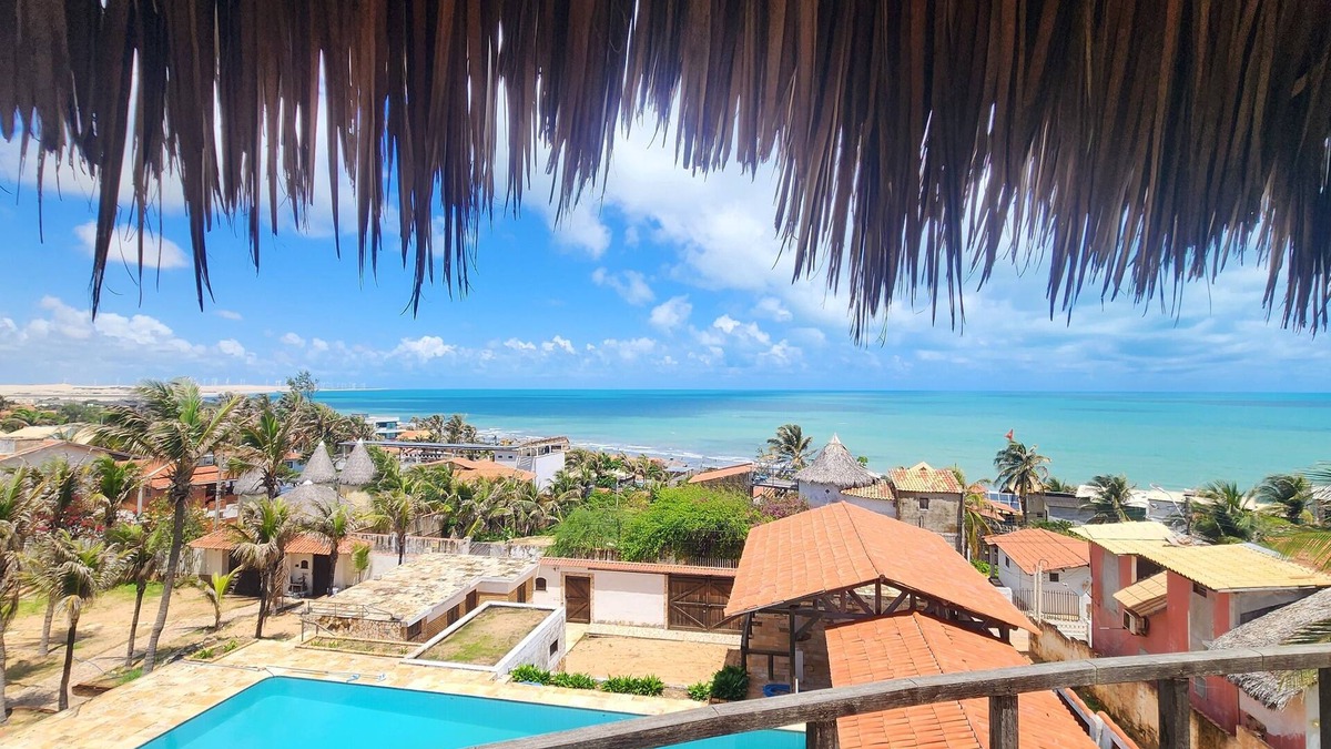 Canoa Quebrada House | Chácara Atlântica - Swimming pool and sea view, in the center of Canoa Quebrada