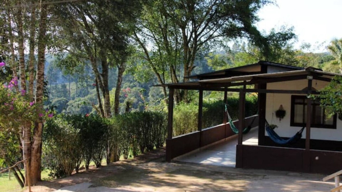 Juquitiba House | Chácara Canto das Águas with waterfall inside the property