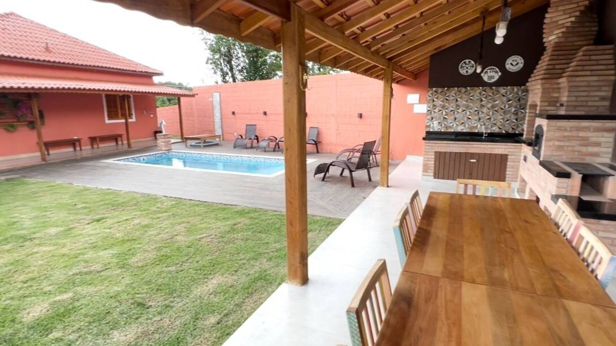 Santa Isabel Cottage | Chácara Lilica Restored farm, everything new, from the swimming pool to the gourmet area.