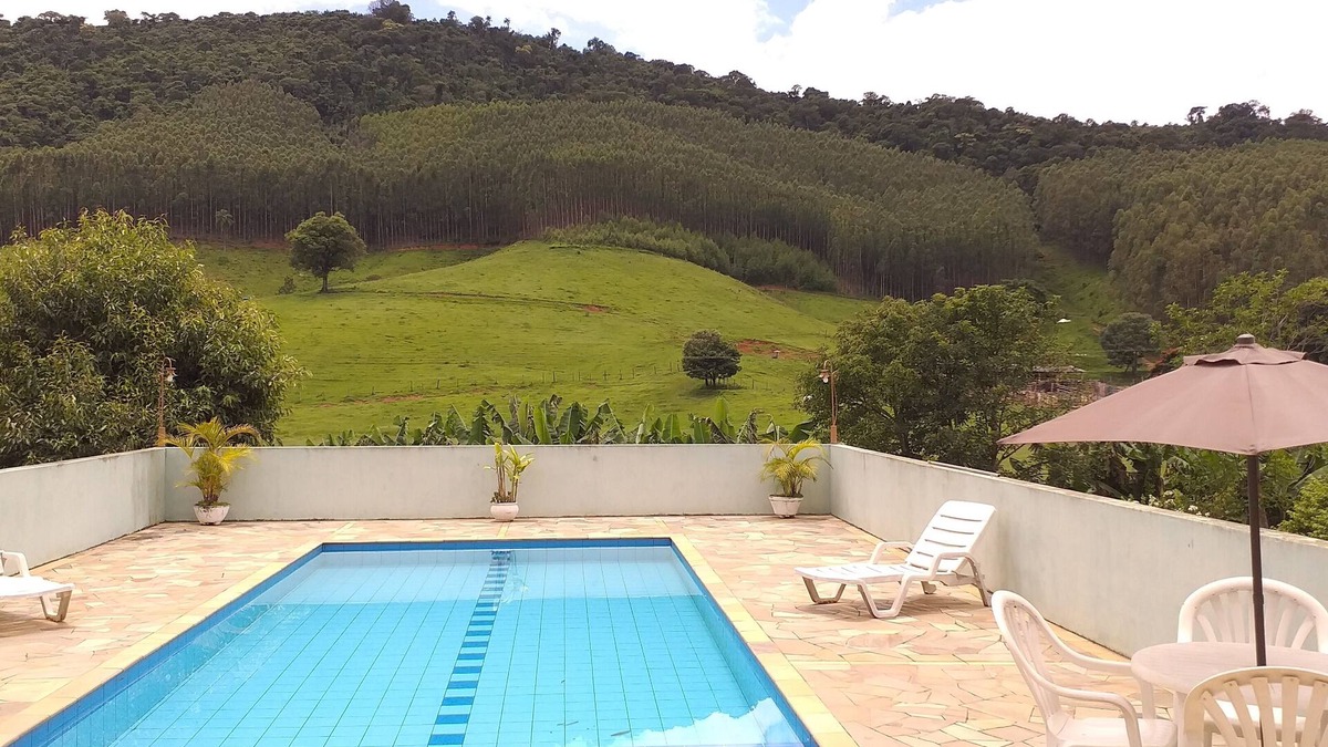 Serra Negra House | Chacara Recanto Paraíso in a privileged place.