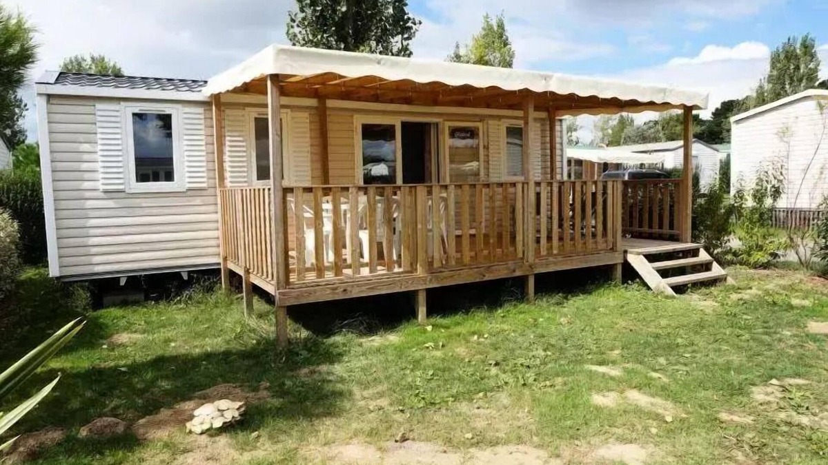 Givrand House | Chadotel Le Domaine de Beaulieu * - C- Baltic mobile home - 3 bedrooms 6 to 8 people - 6 people. included in the price