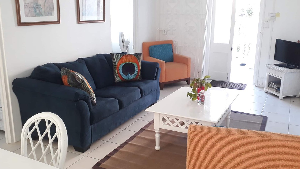 West Coast House | CHADVILLE BARBADOS Maxwell Coast Road, Christ Church