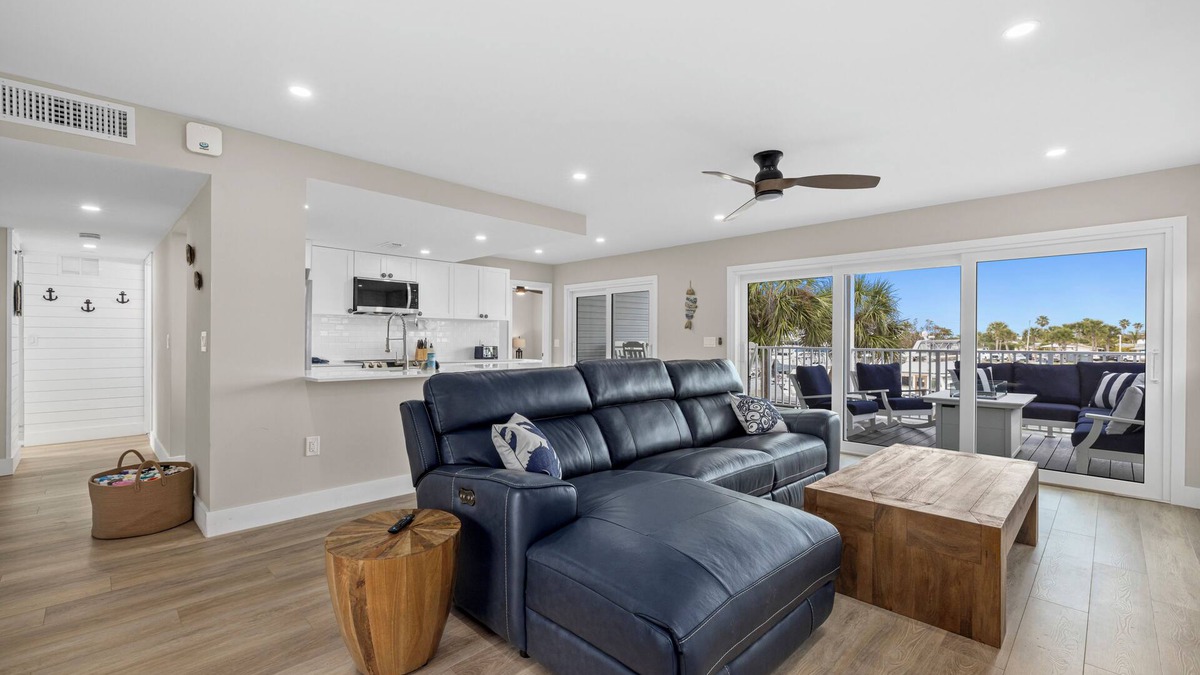 Englewood Condo | Chadwick Cove Resort & Marina