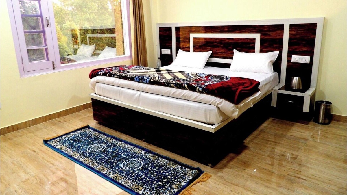 Shimla Other | Chail's Best-Kept Secret: Hideaway Homestay - A Comfortable and Secluded Retreat