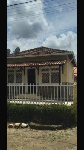 Passa Quatro House | Chalé Aconchegante