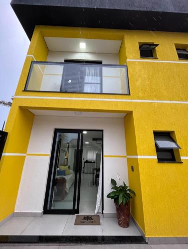 Santa Terezinha House | Chalé Amarelo