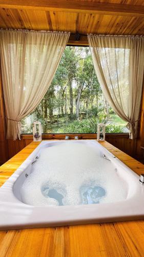 Campo Alegre Ski Chalet | Chalé Morada Alma Gêmea Hidromassagem e Mirante