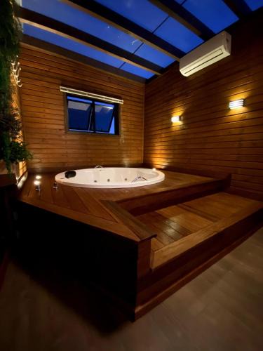 Ararangua Ski Chalet | Chalé Rústico Aconchegante com Hidro