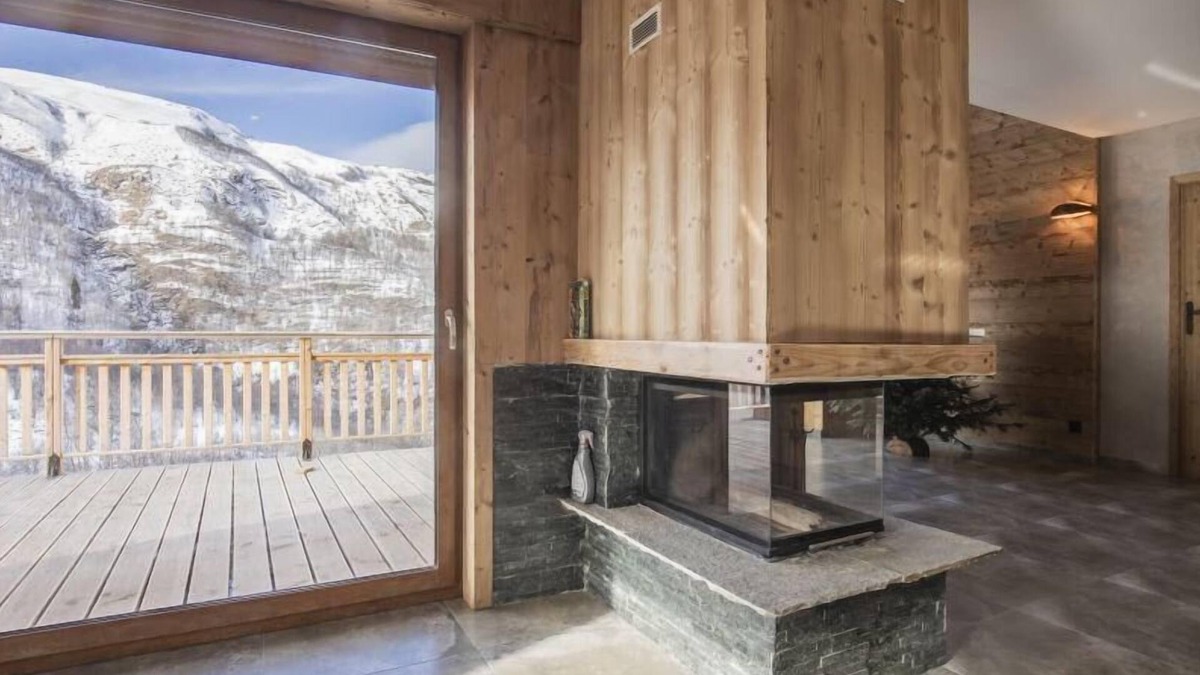 Praranger Ski Chalet | Chalet, wifi, fitness, sauna, hammam, terrace, balcony, fireplace or stove, parking, tv, ski locker