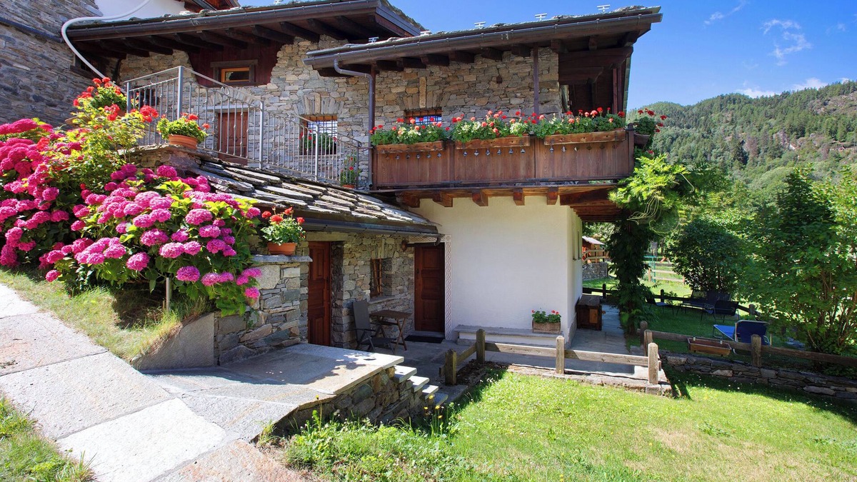 Grand Haury Ski Chalet | Chalet "1175 - Grand-Haury"