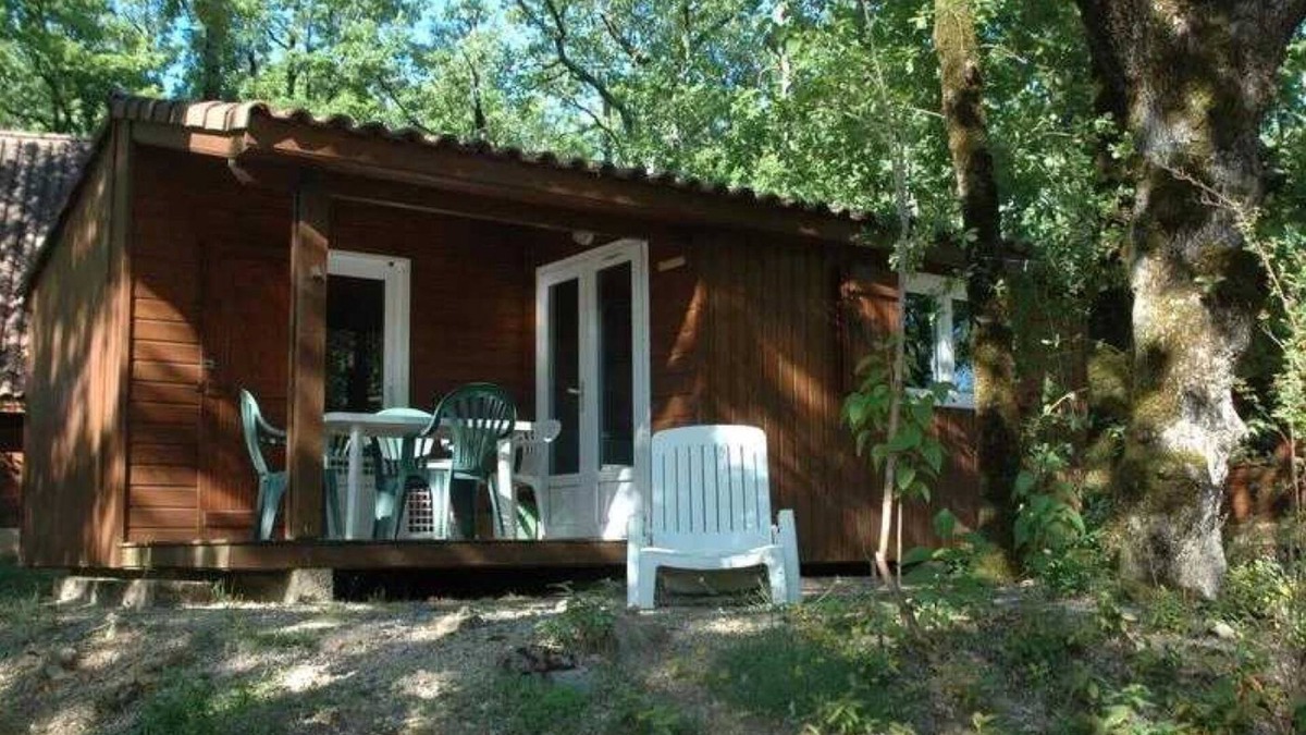 Saint-Cirq-Lapopie Ski Chalet | Chalet 3 étoiles - Piscine - efchc0