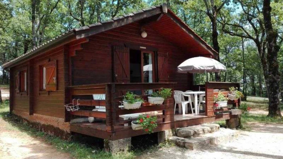 Saint-Cirq-Lapopie Ski Chalet | Chalet 3 étoiles - Piscine - efchcg