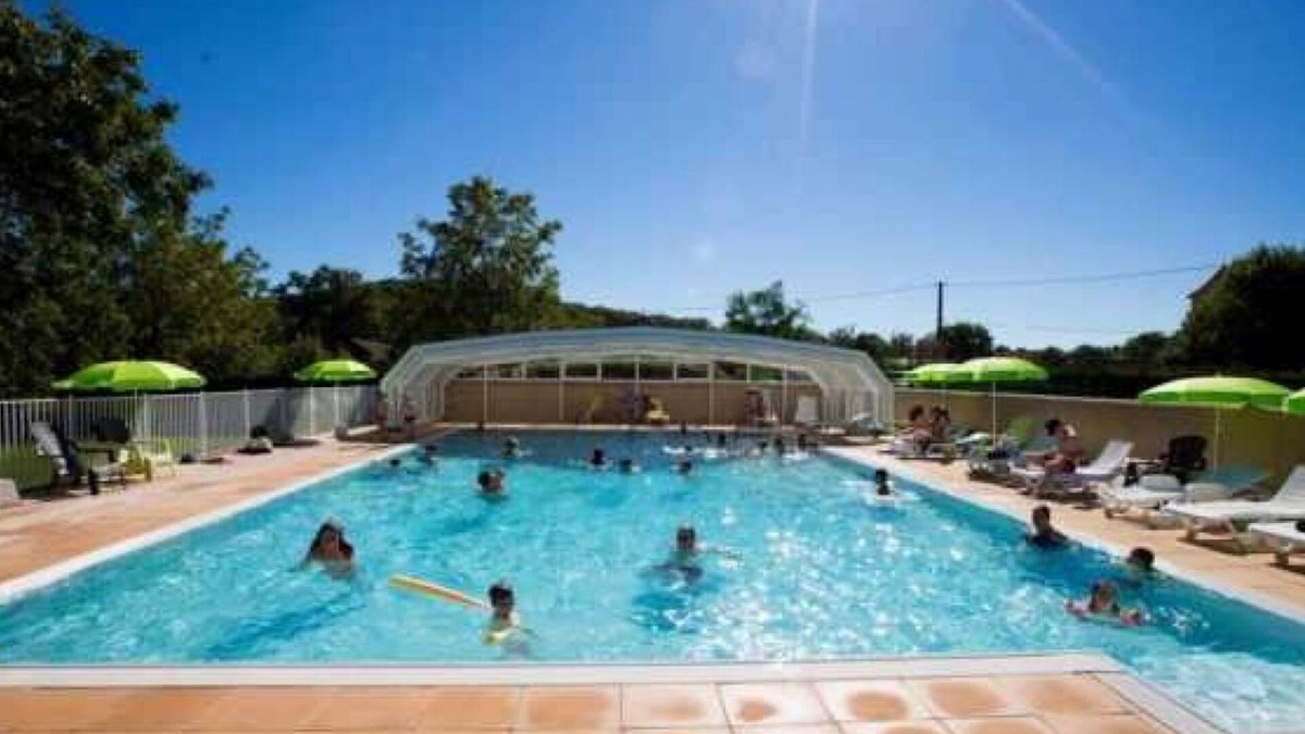 Thegra Ski Chalet | Chalet 4 étoiles - Piscine - eed0g0