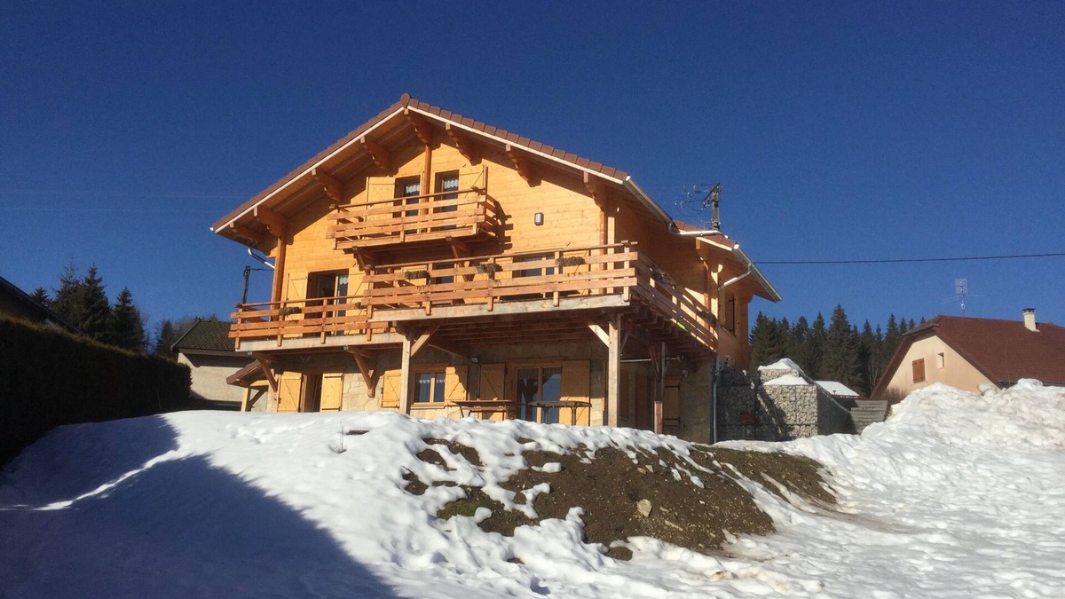 Morbier Ski Chalet | Chalet 4 * new Jura Morbier les Gentianes