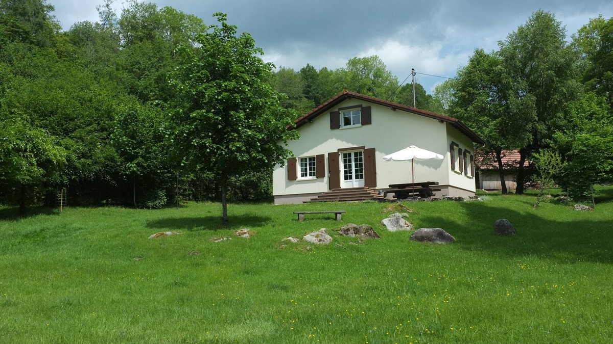 Kruth House | CHALET 6P, HAUTES VOSGES, ALTITUDE 550m, VERY QUIET, HIKING, BICYCLES, LAKE