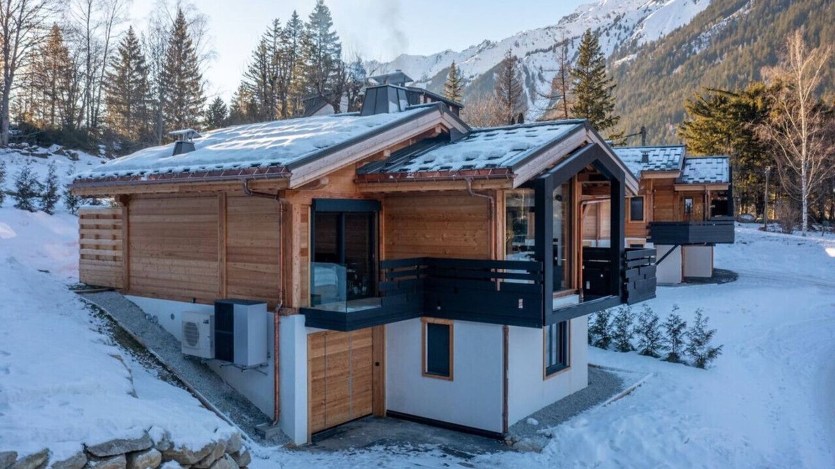 Le Lavancher Ski Chalet | Chalet 7 Summits - Modern Chalet with Jacuzzi - Swimming Pool - Sauna
