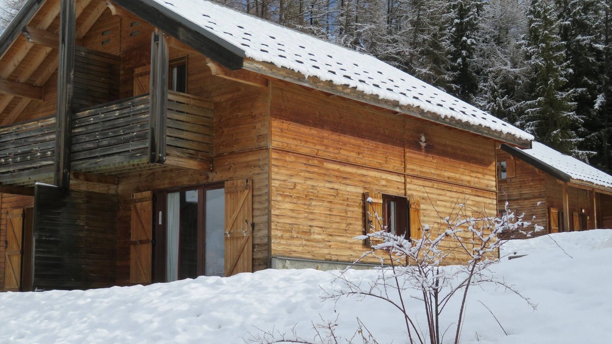 Le Devoluy Ski Chalet | CHALET 8 BEDS DUPLEX RENOVATED RECENTLY AT THE WOLF