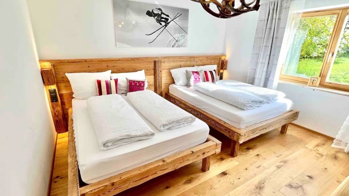 Buching Apartment | Chalet Alpflower