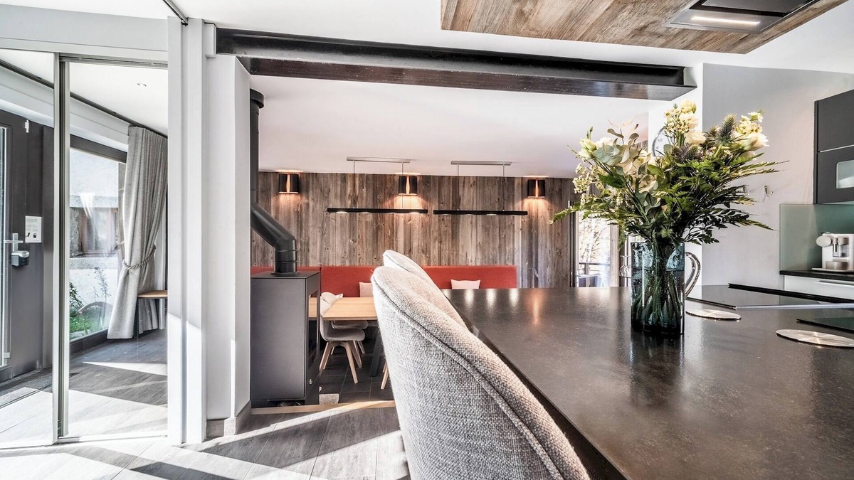 Montroc Ski Chalet | Chalet Aman - Two Bedroom Chalet, Sleeps 6