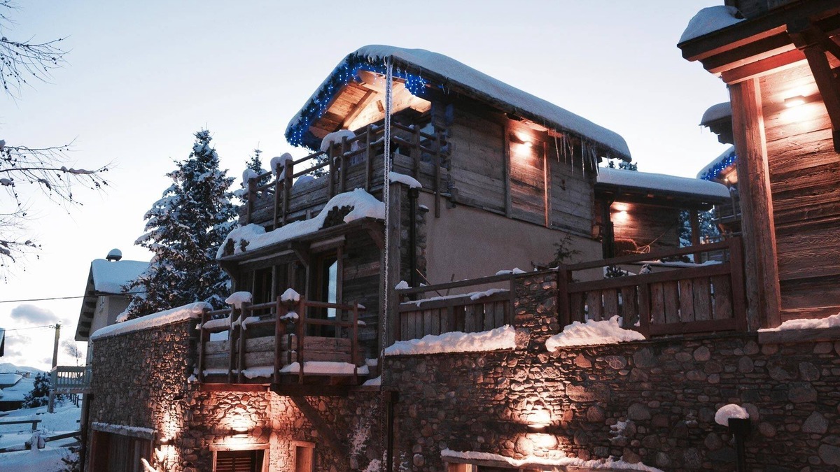Superbolquere Ski Chalet | Chalet Ankara Greniers d'AlpagesChalet Ankara Coll