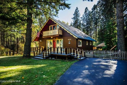 Sandpoint Ski Chalet | Chalet at the base of Schweitzer Mountain