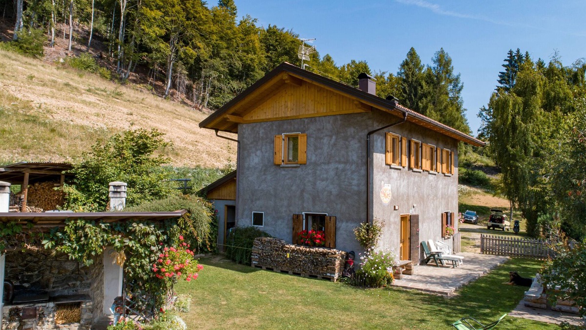 Barco Ski Chalet | Chalet 'Baita Angomà' with Mountain View and Private Garden